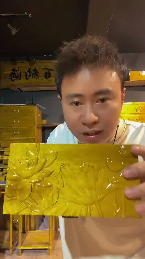 金丝楠金丝楠雕刻首饰盒一个