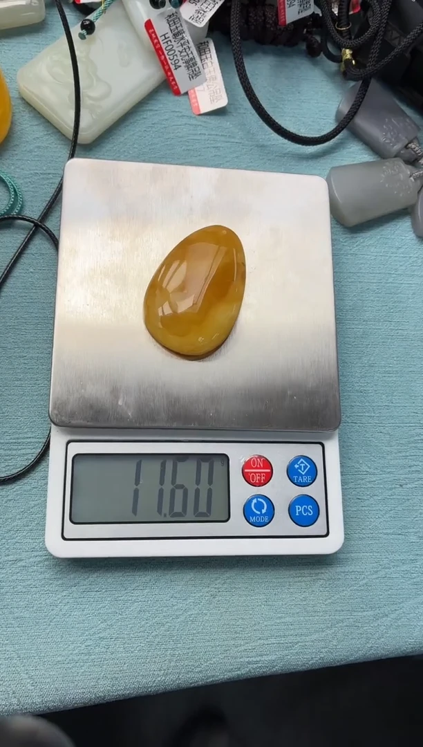 琥珀颈饰未镶嵌丽****发吊坠