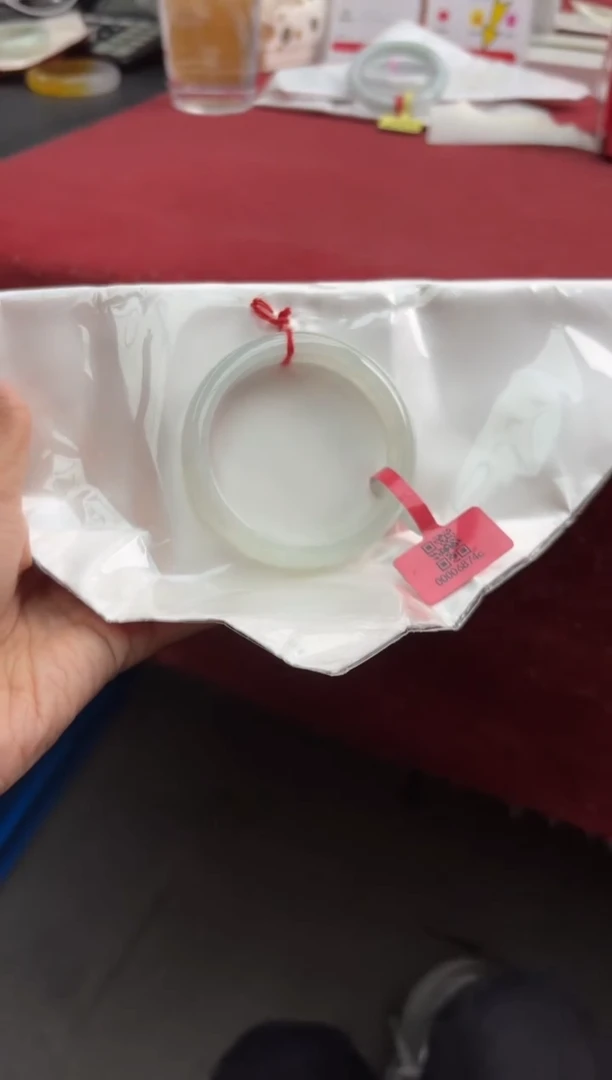 未镶嵌手镯翡翠翡翠手镯1