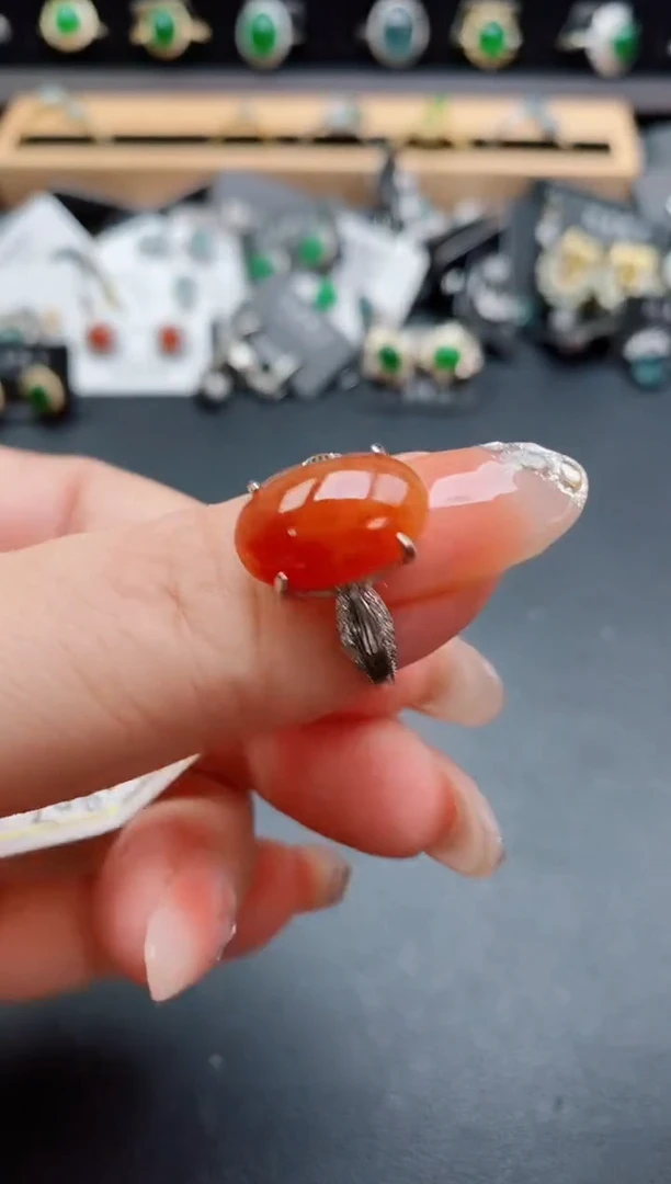 银S925镶嵌戒指翡翠1