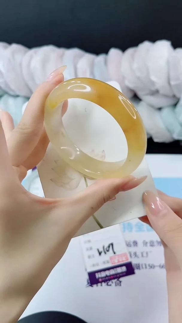 未镶嵌手镯石英质玉多样性发货V107
