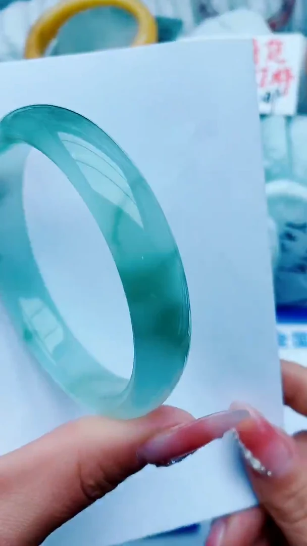 【闪购商品】石英质玉手镯未镶嵌a139-61-63