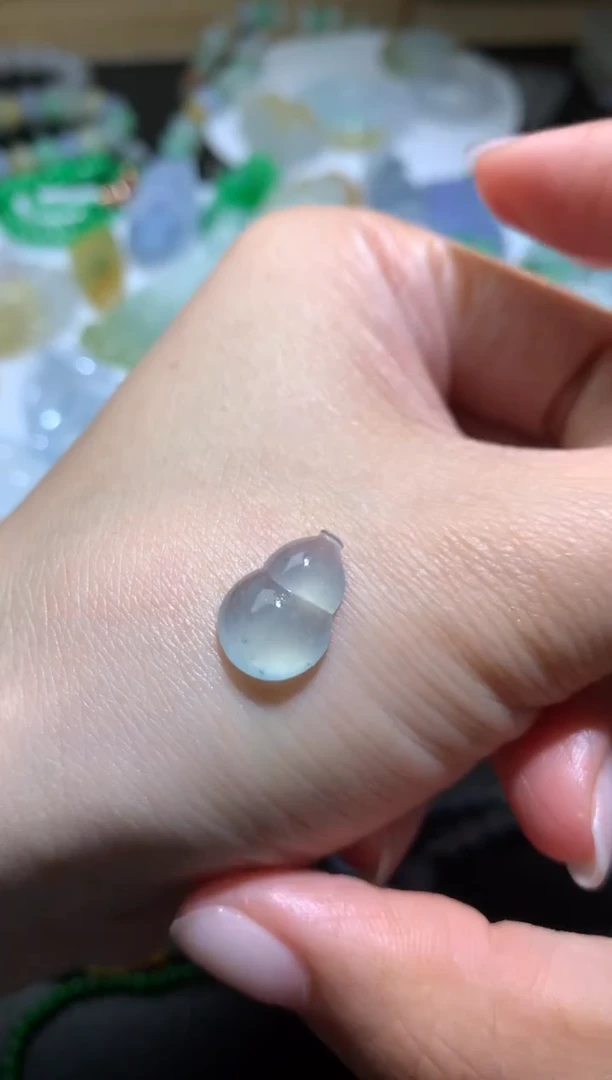 定制翡翠未镶嵌毛货