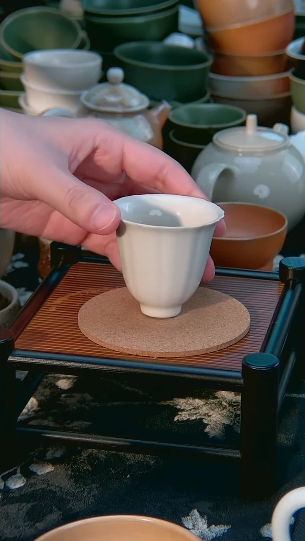 全品 彭州白瓷 花瓣杯 带底款