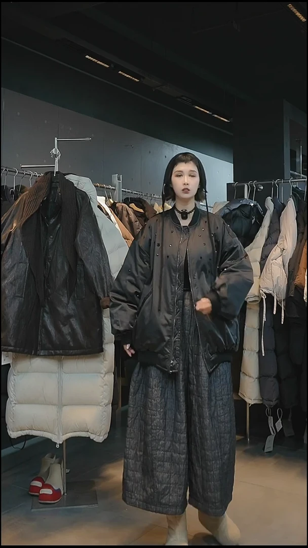 黑色鹅绒黑色鹅绒