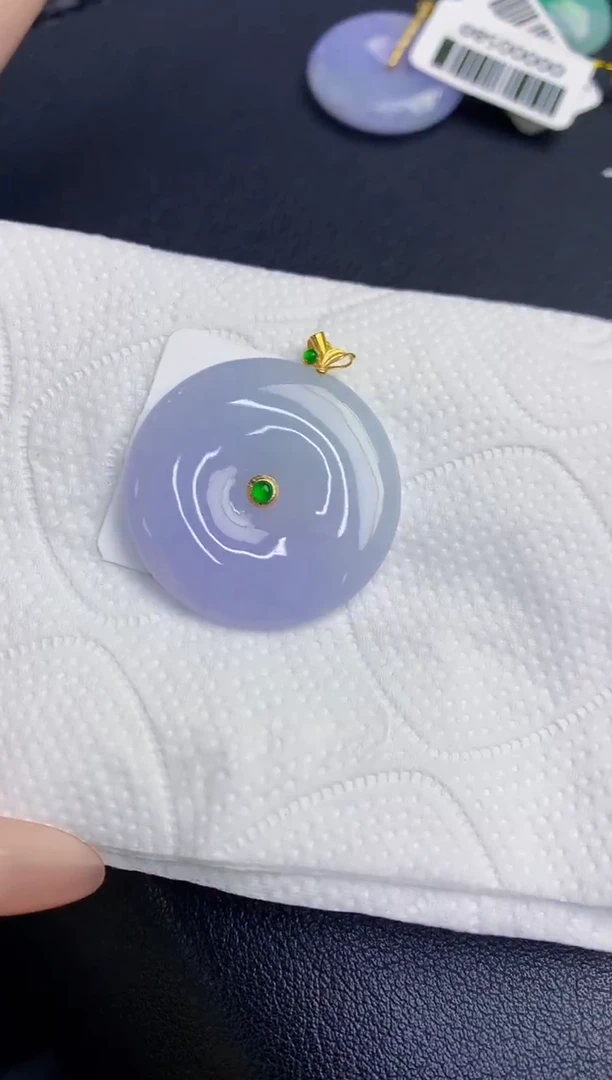 颈饰18K金镶嵌翡翠缅甸天然翡翠A货