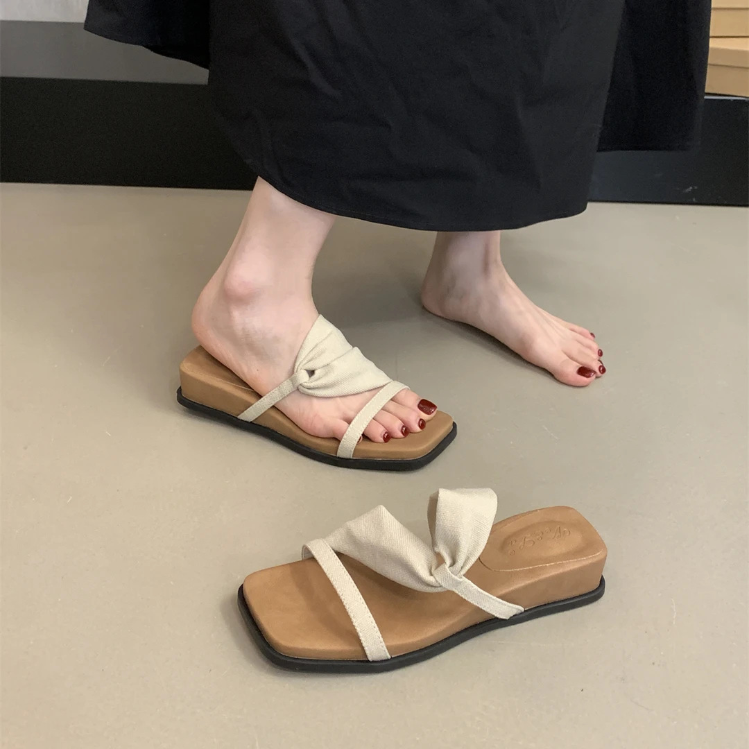 法式厚底坡跟亚麻拖鞋女外穿夏季新款仙女度假风一字凉拖绝美凉鞋