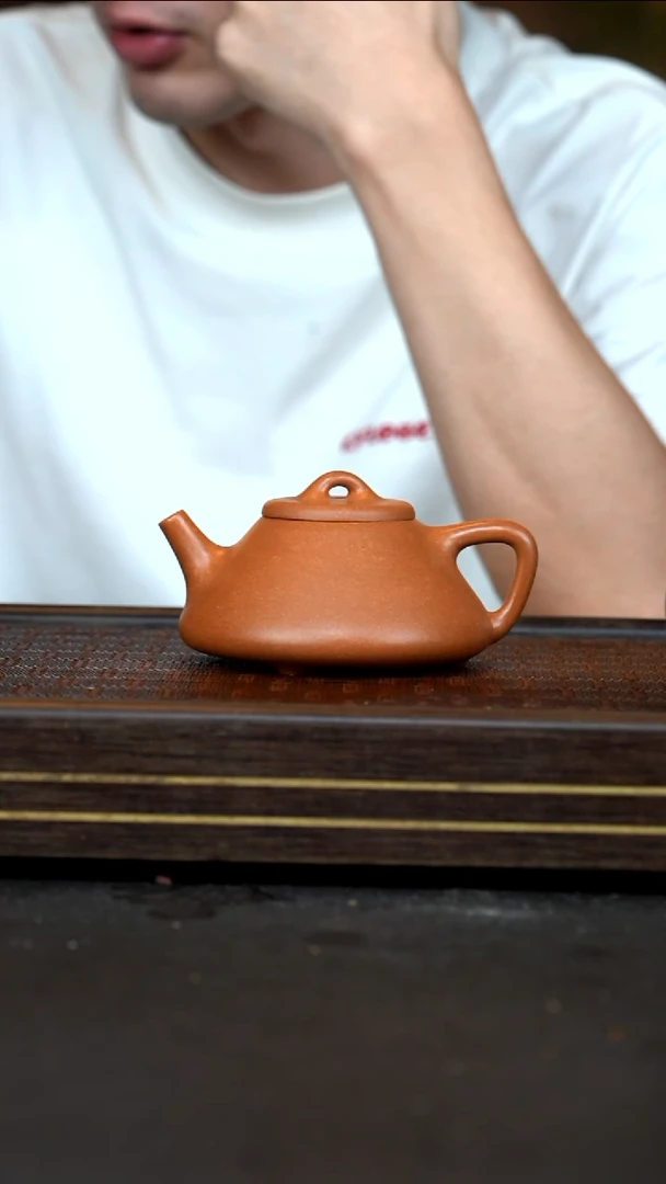 茶壶紫砂     LCC      金降坡    子冶石瓢    230cc
