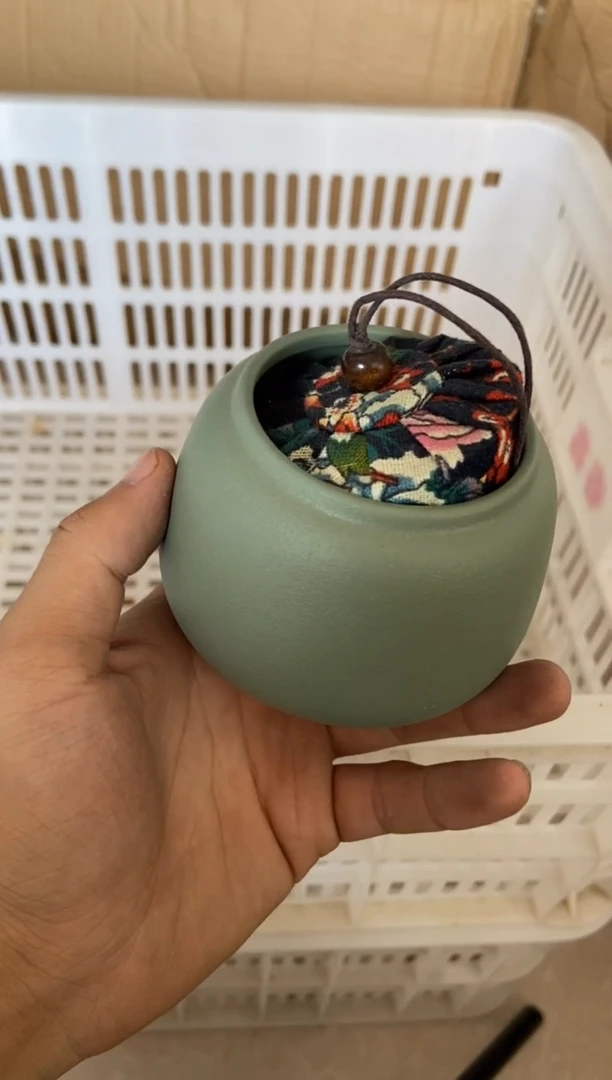 无运费险有瑕疵的摄影的产品有使用过的痕迹有点脏介意勿拍