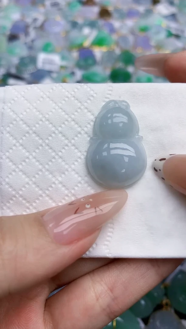 翡翠挂件未镶嵌215   天然翡翠A货