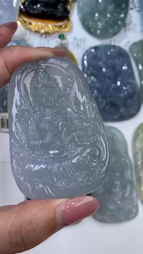 翡翠挂件未镶嵌陀*01