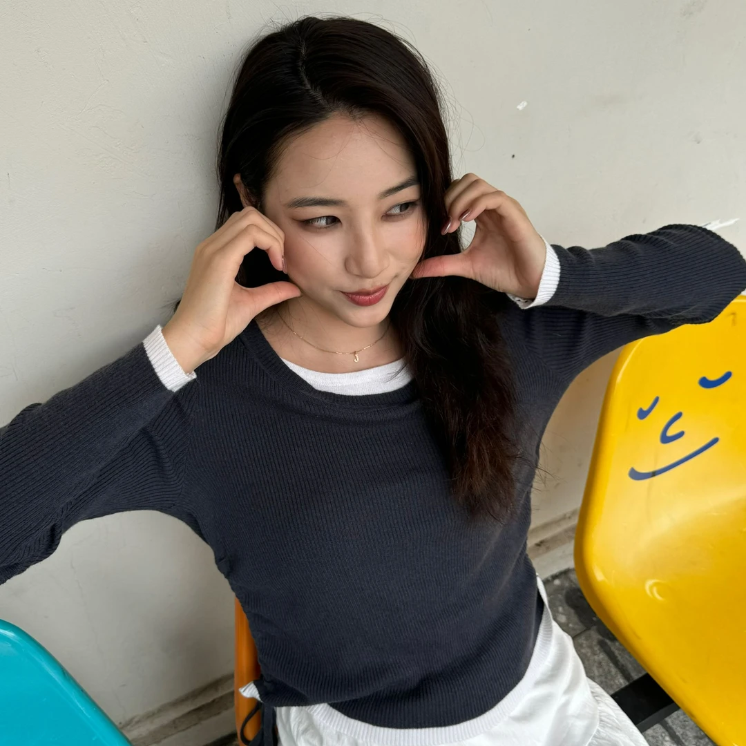 2025新款修身假两件抽绳款高质量针织衫