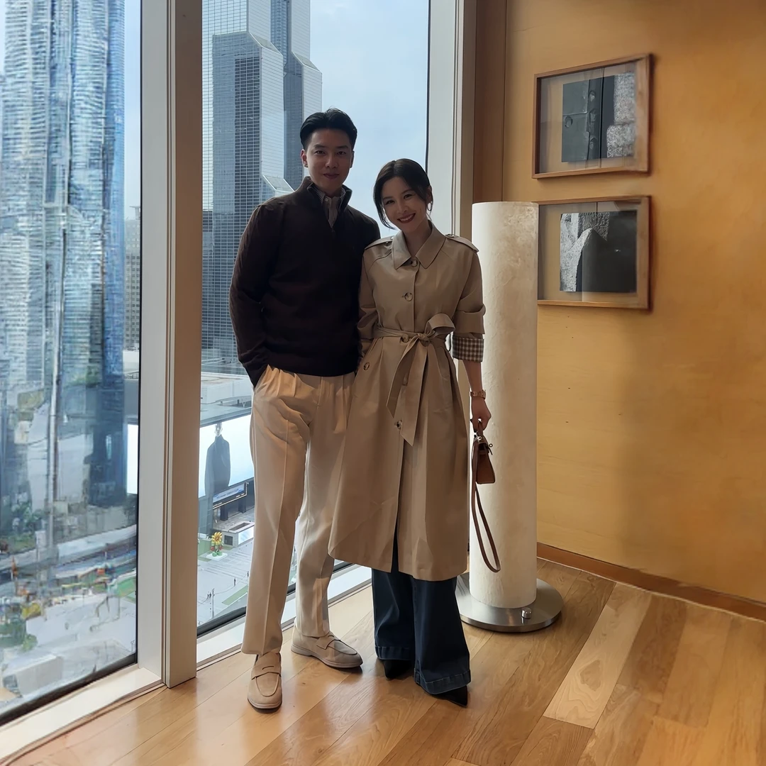 DIDI LAUREN“千颂伊”秀场法式复古风长款风衣外套