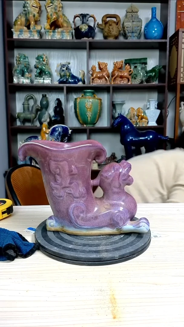 经典精美复古风格瓷器