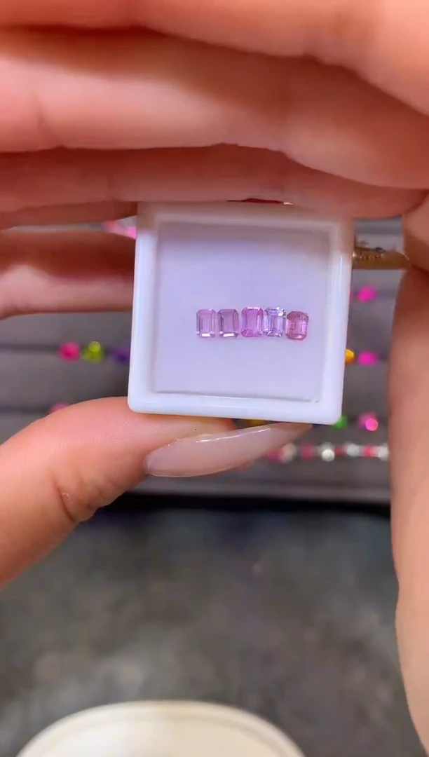 裸石蓝宝石八角 蓝宝石 0.97ct/5P