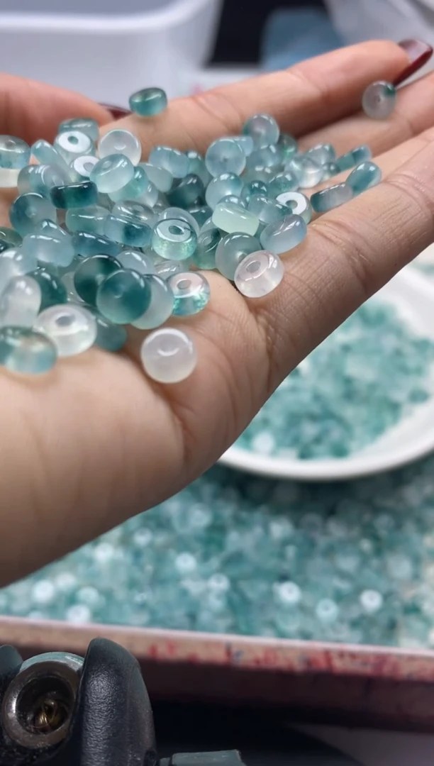 【闪购商品】玛瑙/玉髓颈饰未镶嵌w2357蓝水飘花算盘6*2mm*50颗