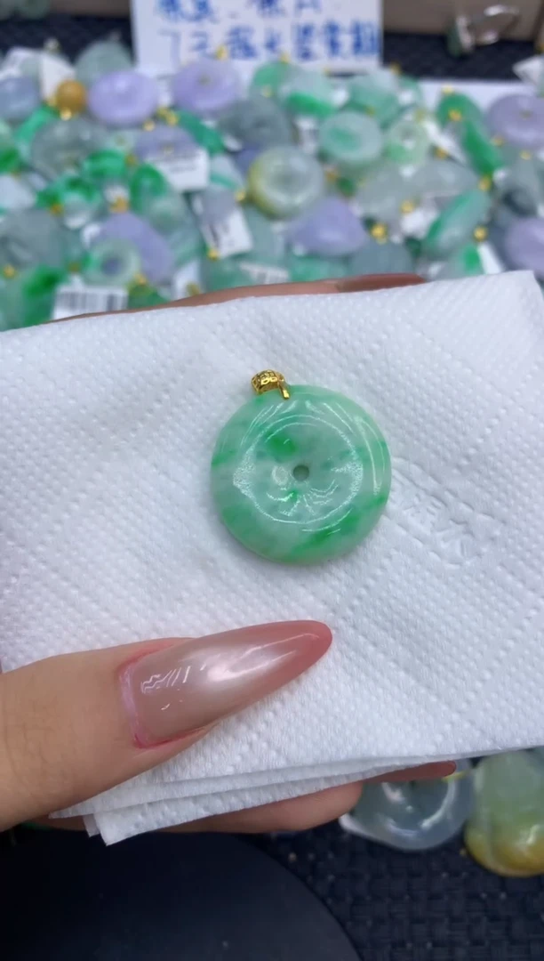 颈饰未镶嵌翡翠天然缅甸A货翡翠