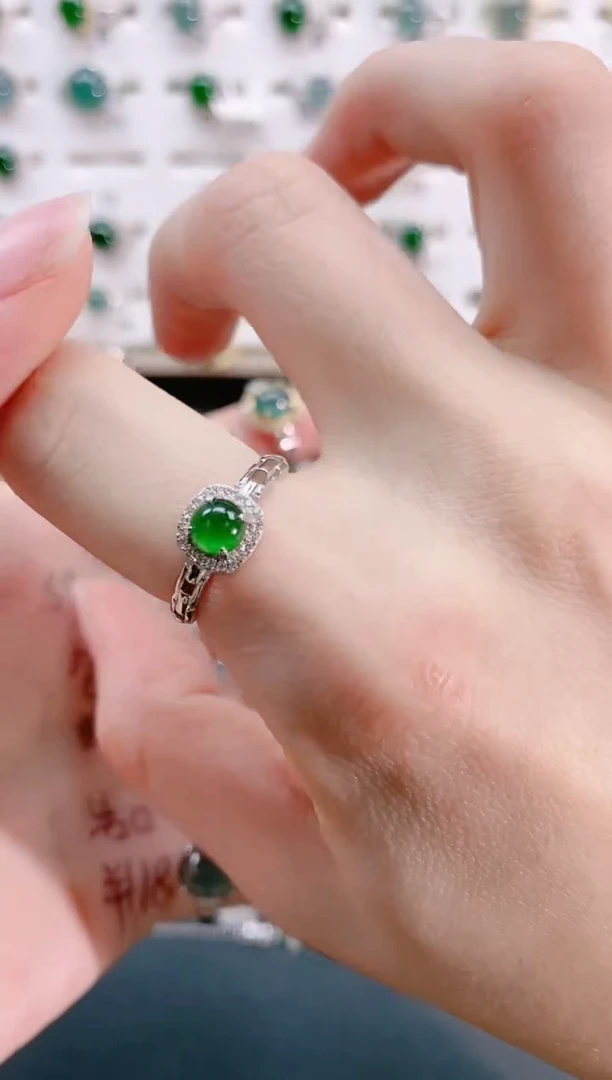 【闪购商品】翡翠戒指银S925镶嵌天然翡翠