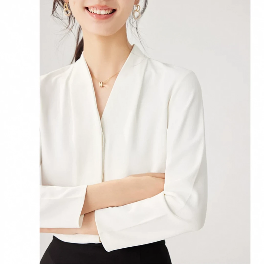 法式高级气质知性免烫2025长袖白色V领衬衫女职业通勤面试上衣