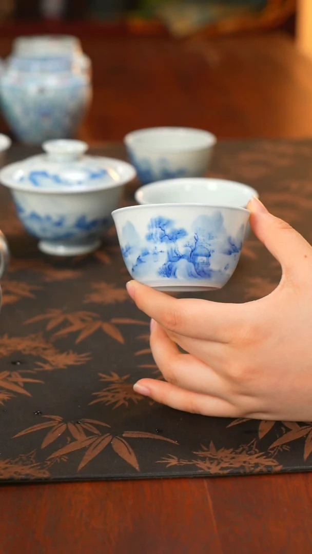 少得精选福利山水卧足杯