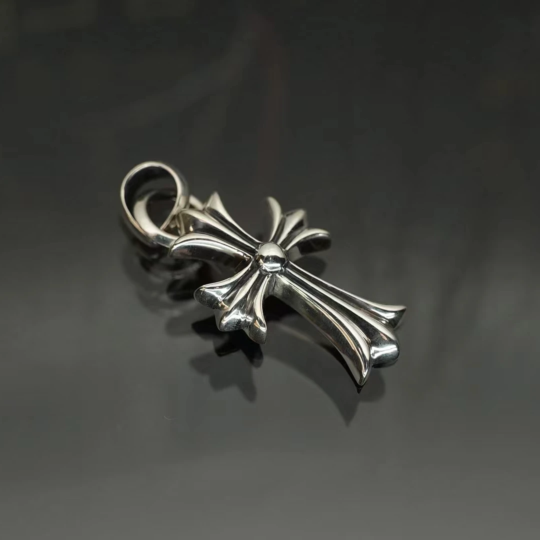 吊坠925银 CHROME HEARTS全银十字架吊坠中号