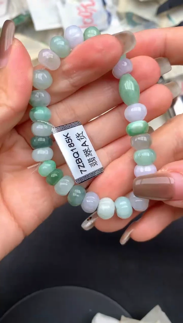 未镶嵌挂件翡翠一