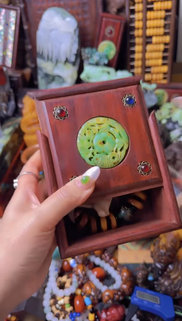 【闪购商品】木礼盒主播推荐：一物一拍，讲解为准！