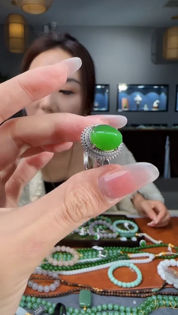 银S925镶嵌和田玉耳饰1