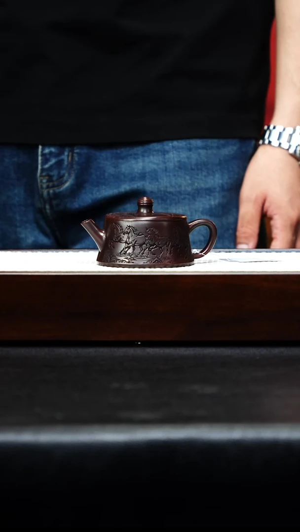 茶壶紫砂宜兴紫砂 八骏云柱 古乌泥 吴国政h329