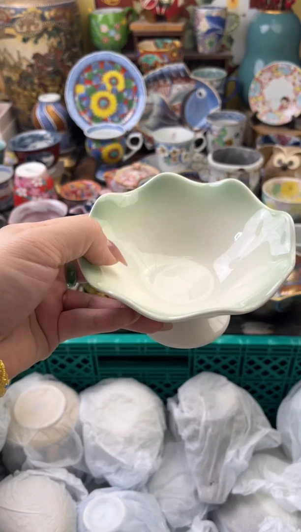 瓷片梅*?389号六六工艺品瓷器