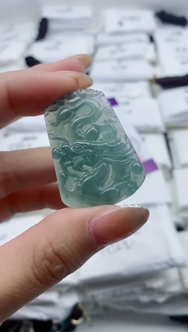 颈饰未镶嵌翡翠8