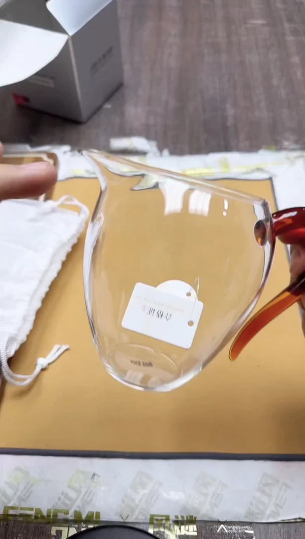 其他风谜绮兰琥珀色