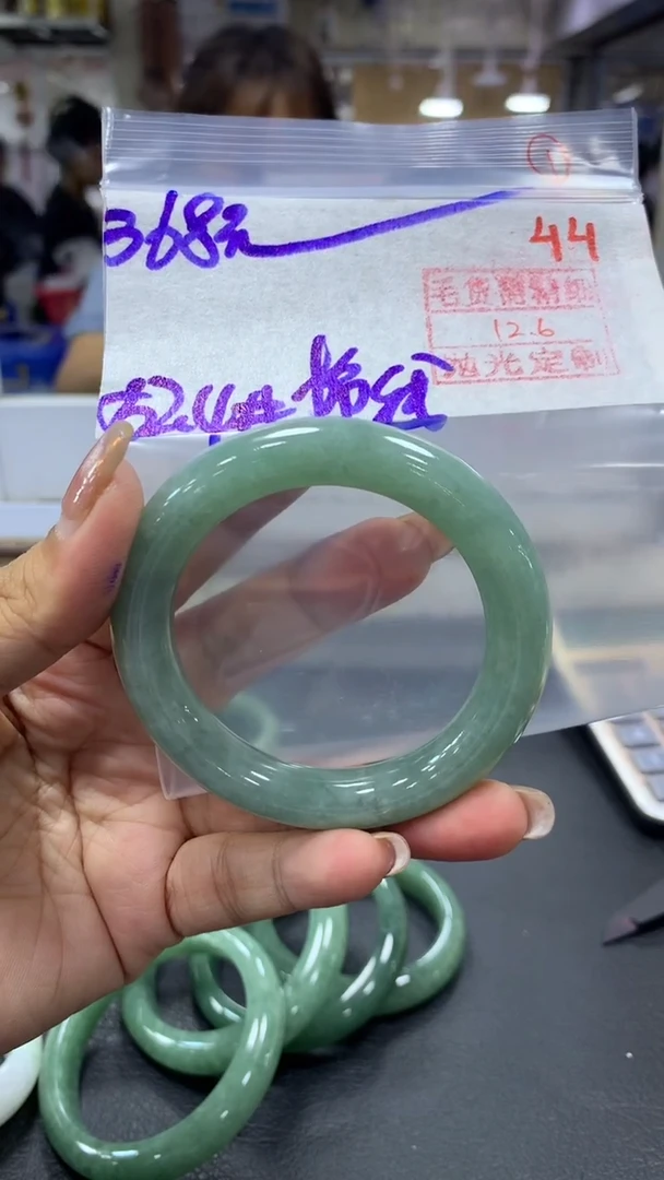 未镶嵌定制翡翠毛货需精细抛光+拍一发一+44