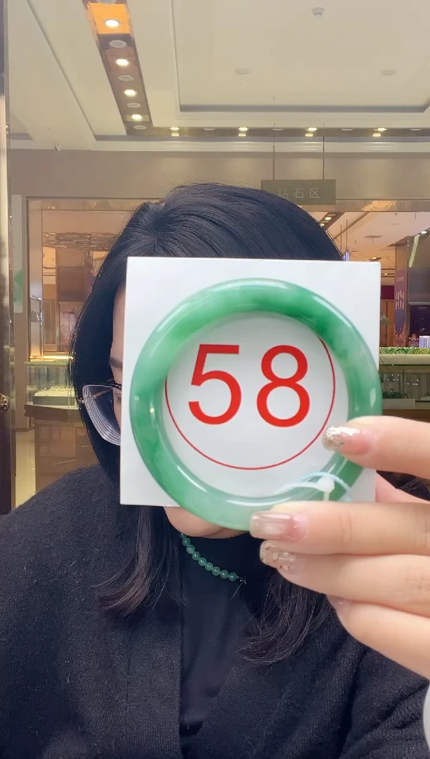 未镶嵌手镯石英质玉30