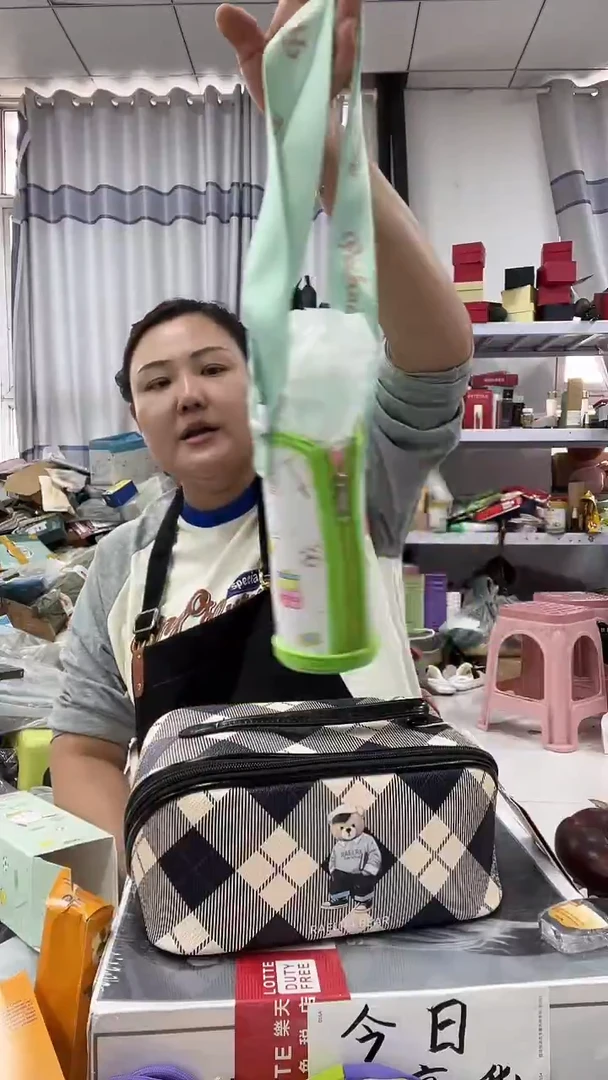 牦牛剖层皮革琪老板女包1号店超好看发图片款