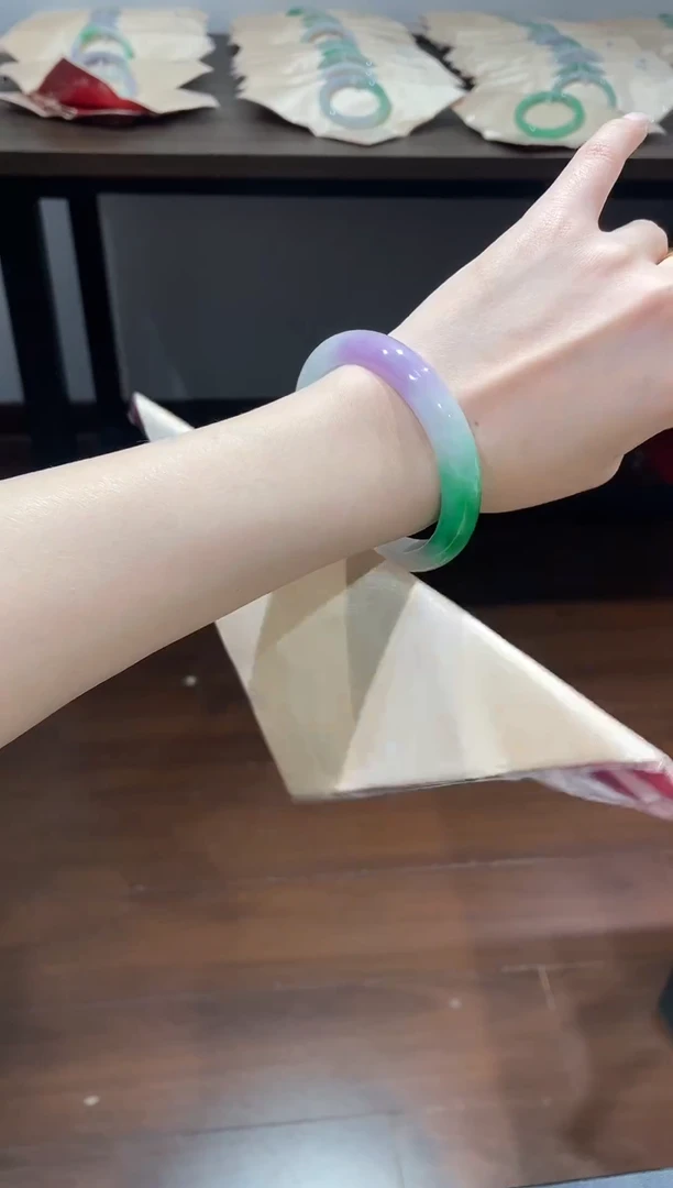 一物一图，闪购为准。