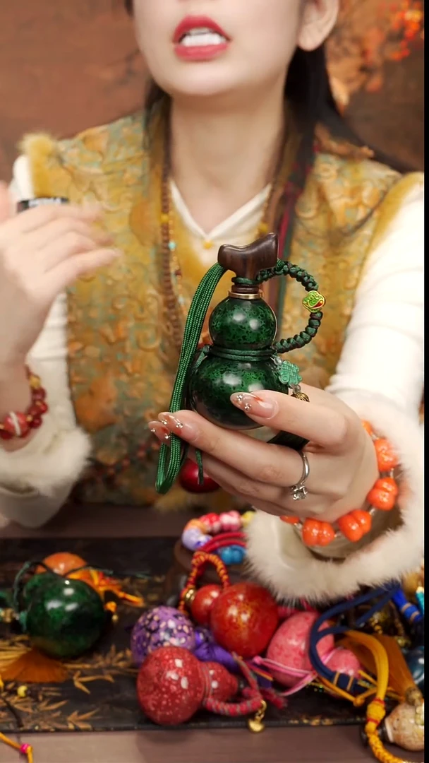 549 --大漆开口小葫芦----178