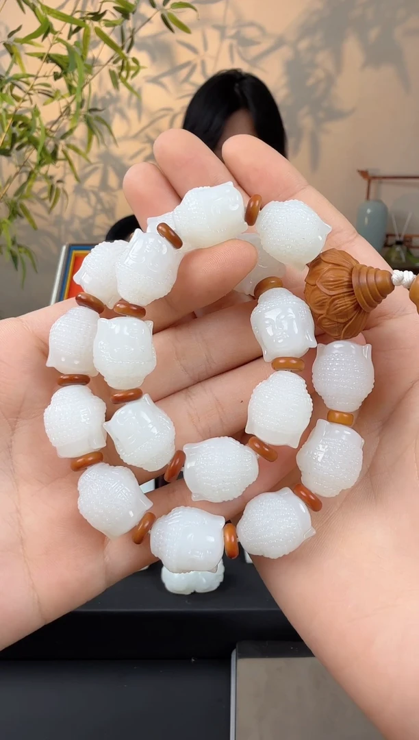 未镶嵌手串和田玉一*耳和田玉