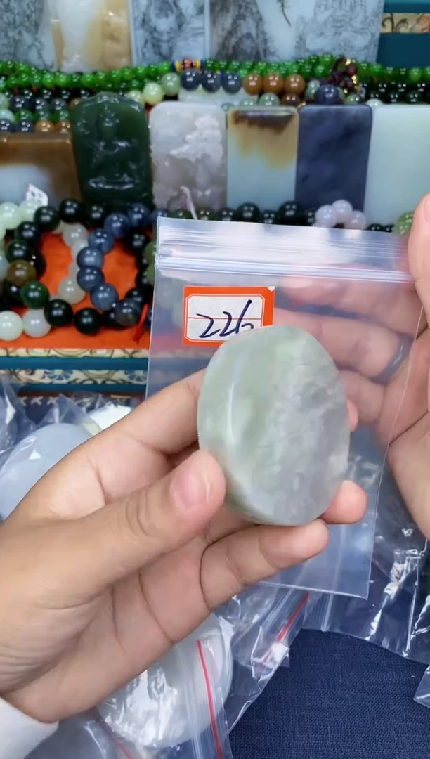 颈饰未镶嵌和田玉和田玉