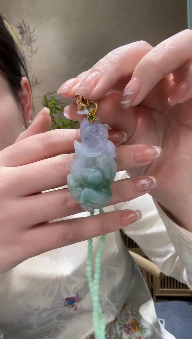 【闪购商品】翡翠颈饰未镶嵌吊坠