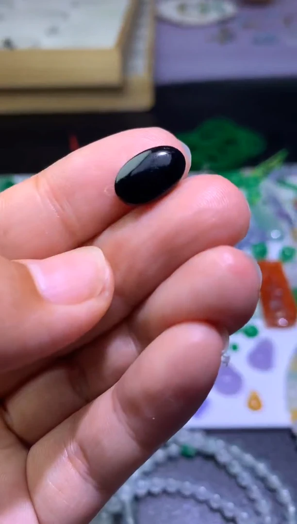 未镶嵌定制翡翠毛货