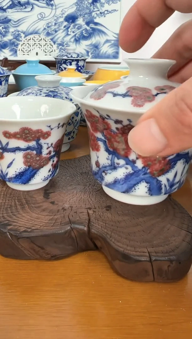 【闪购商品】照夜白青花釉料红套组