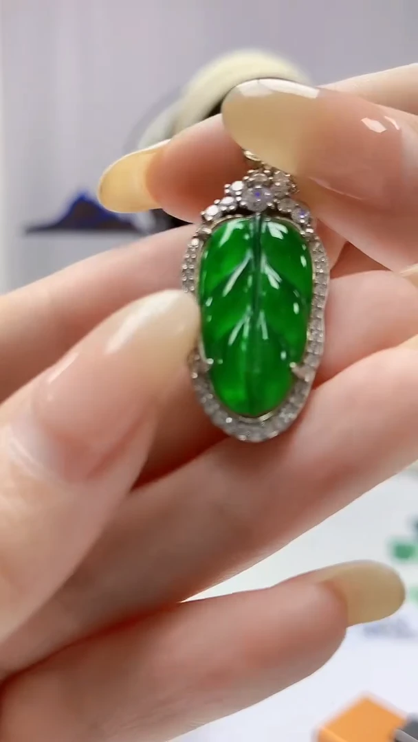 定制翡翠未镶嵌0405DD-毛货挂件75