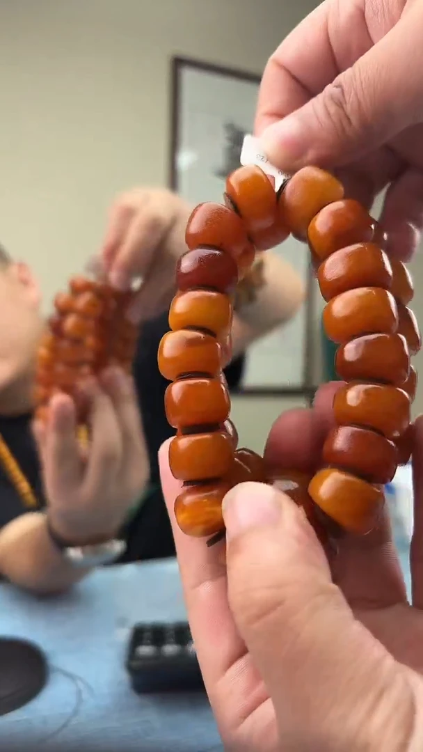 蜜蜡未镶嵌珠宝奇石H49，18植假一罚十多样性发其一H