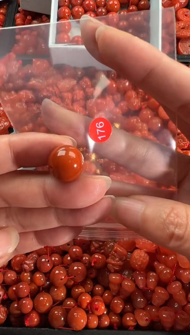 【闪购商品】南红玛瑙颈饰未镶嵌1