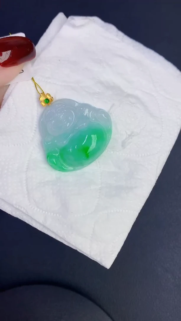 颈饰18K金镶嵌翡翠缅甸天然翡翠a货