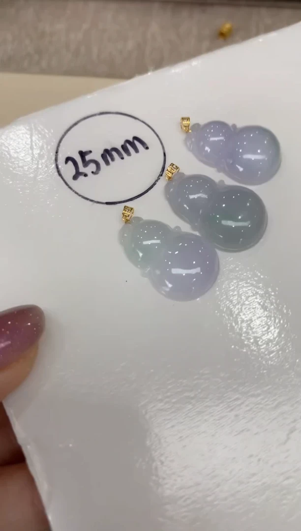 翡翠18K金镶嵌吊坠(不含链)葫芦 多样性发货1件