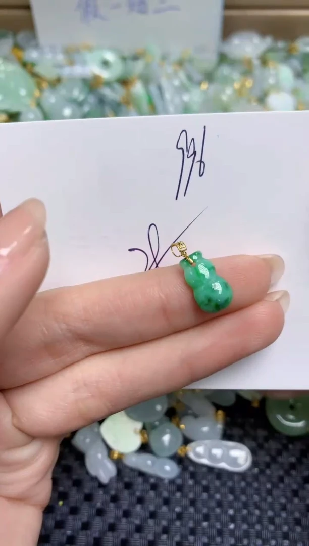 【闪购商品】翡翠颈饰18K金镶嵌天然缅甸A货翡翠