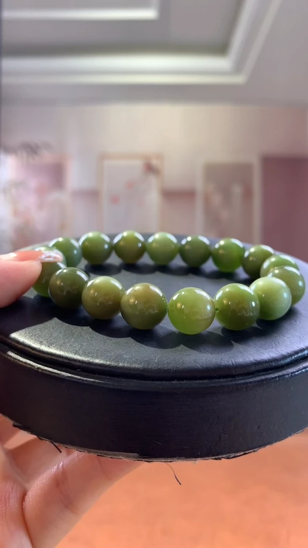 未镶嵌和田玉挂件且末黑羊洞猫眼单圈