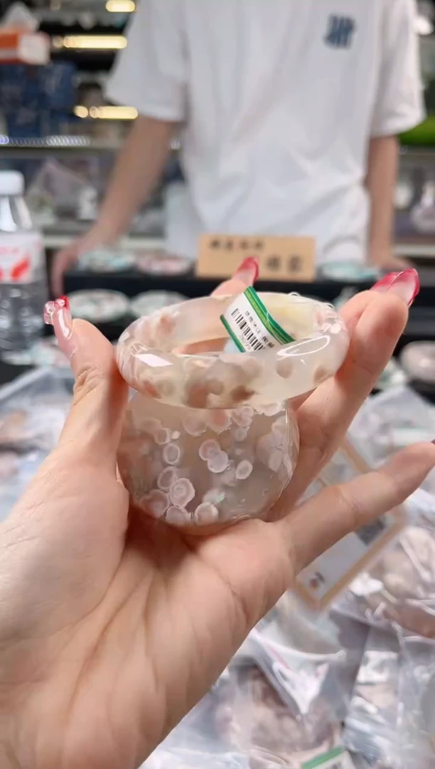 未镶嵌手镯石英质玉54圈口 （赠品镯心）2s599